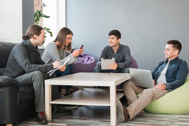 Unlock Your Potential: 7 Ways Coworking Spaces Boost Productivity & Collaboration